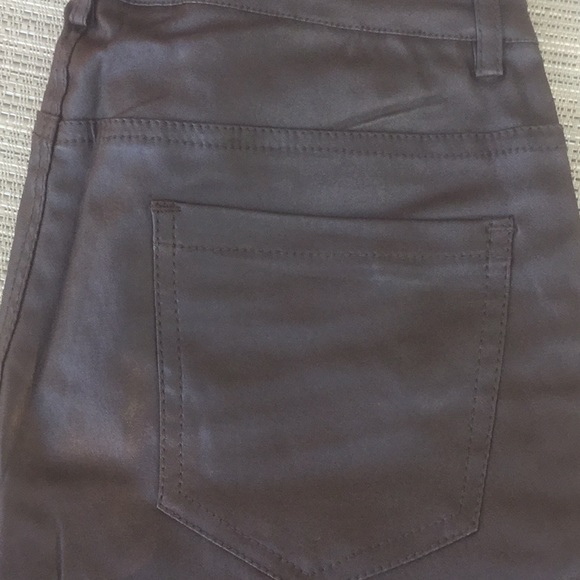 BROWN ELASTIC COATED FAUX LEATHER PANTS - Picture 7 of 8